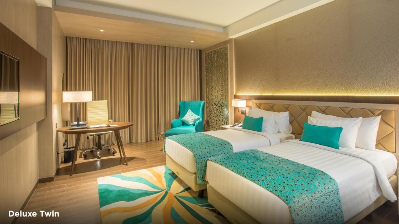 BW Luxury Hotel Jambi Kültér fotó
