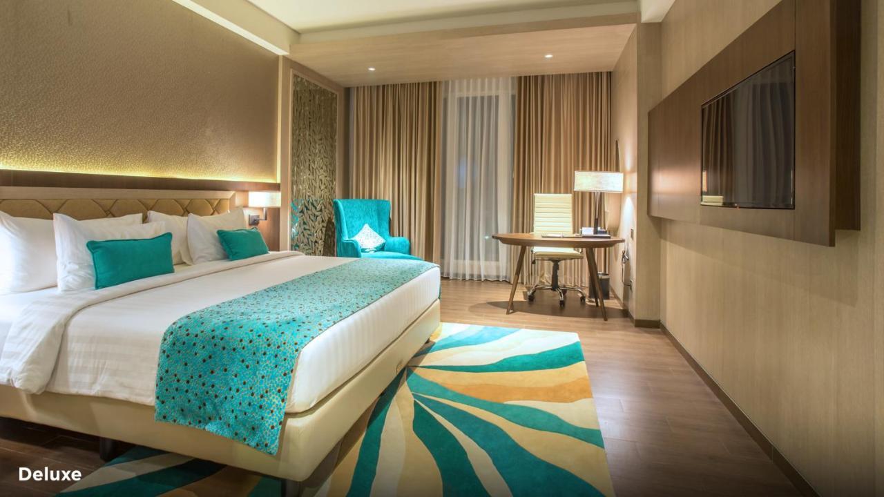 BW Luxury Hotel Jambi Kültér fotó