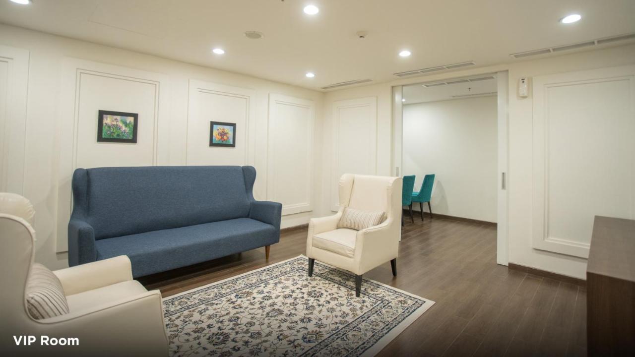 BW Luxury Hotel Jambi Kültér fotó