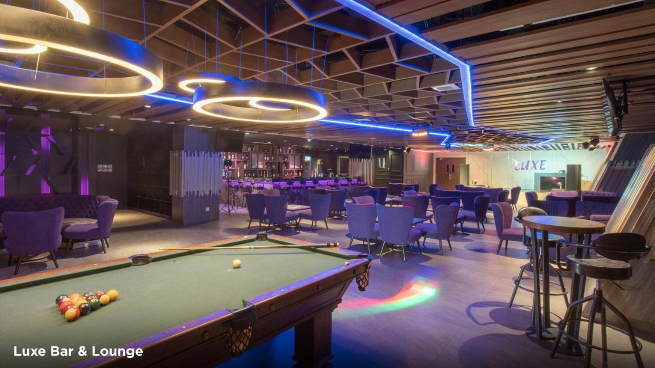 BW Luxury Hotel Jambi Kültér fotó