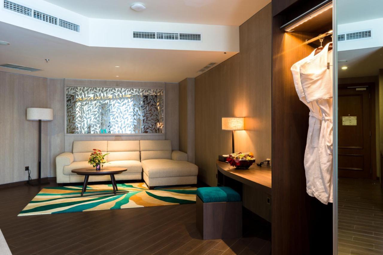 BW Luxury Hotel Jambi Kültér fotó