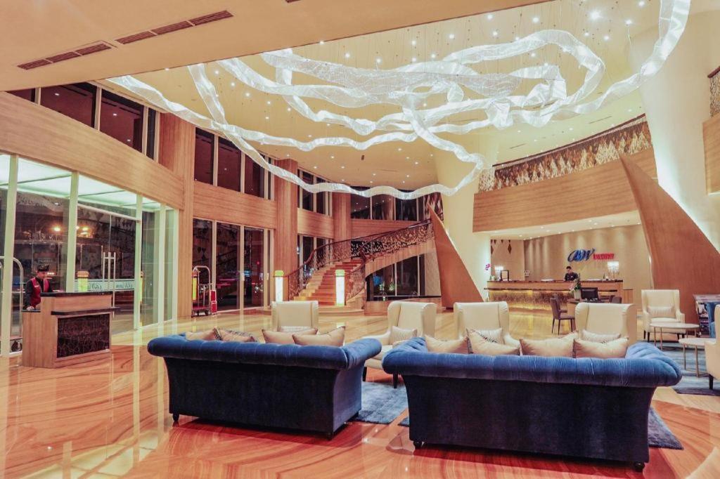 BW Luxury Hotel Jambi Kültér fotó